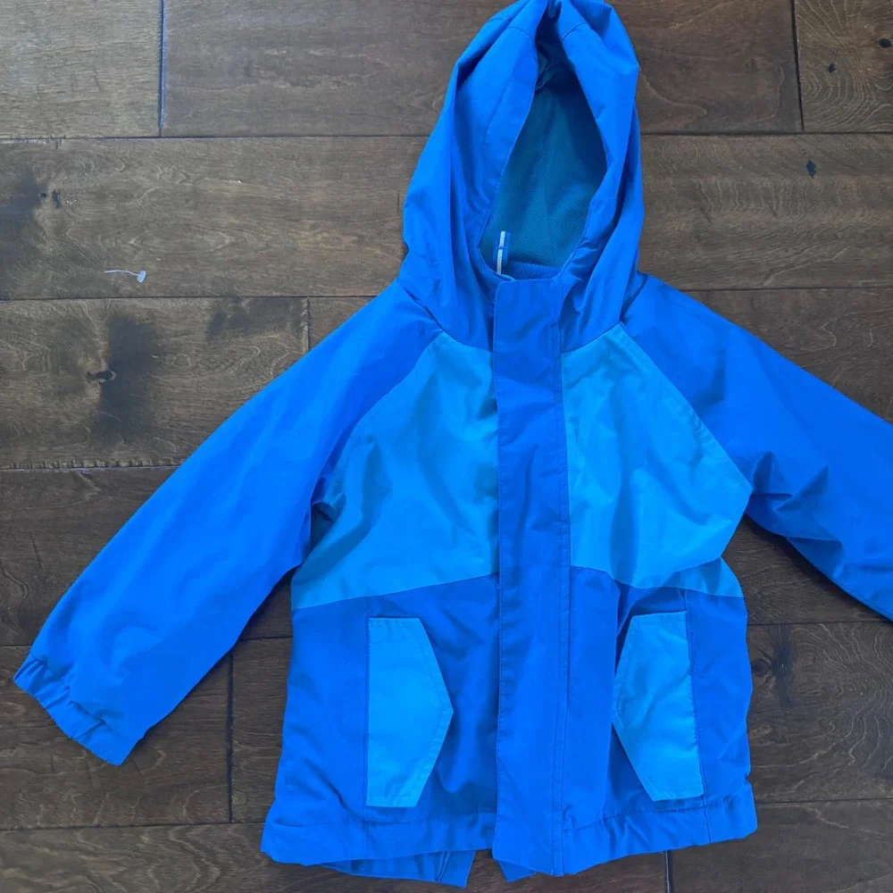 Cat & Jack Boys Blue Colorblock Hooded Rain Jacket Fleece 2T